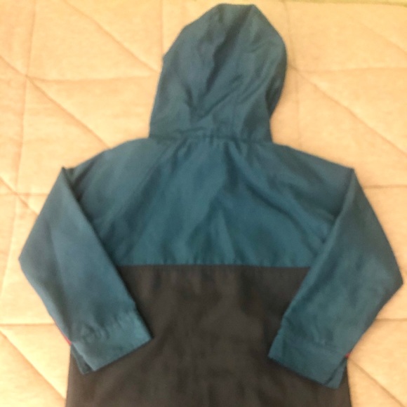 Light Rain Coat for Sale - Picture 3 of 4